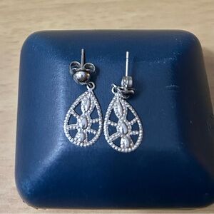 Delicate Silver Teardrop Earrings